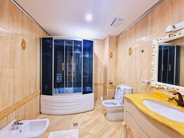 Uzunmüddətli kirayə mənzillər: Səbail rayonu, elit yaşayış kompleksi - “Port Baku”da 3 otaqlı mənzil — 12