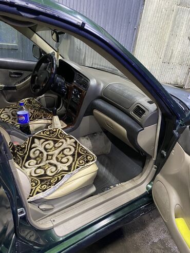 Subaru: Subaru Outback: 2000 г., 3 л, Механика, Бензин, Универсал — 12