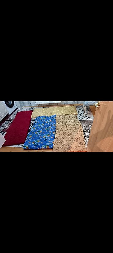 baki kart elaqe: Taxt döşəyi 20 Manat. Taxt yorqan 15 manat yun. Balaca disklər ədədi 6 — 3