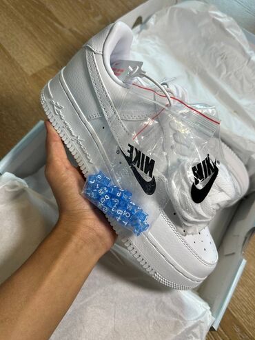 найк кроссовки женские: Кроссовки, 38, Nike, Новый, цвет - Белый