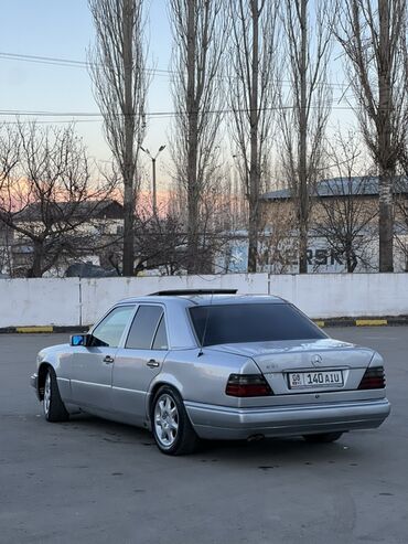 Mercedes-Benz: Mercedes-Benz W124: 1994 г., 3.2 л, Механика, Бензин, Седан — 4