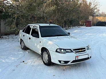 Daewoo: Daewoo Nexia: 2011 г., 1.6 л, Механика, Бензин, Седан — 2