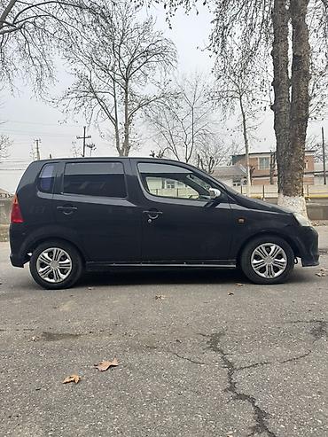 Daihatsu: Daihatsu YRV: 2001 г., 1.3 л, Механика, Бензин, Хэтчбэк — 4