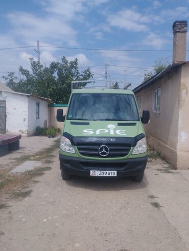 машина в долг: Легкий грузовик, Mercedes-Benz, Дубль, Новый