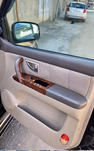 Kia: Kia Sorento: 2.5 l | 2003 il Ofrouder/SUV — 8