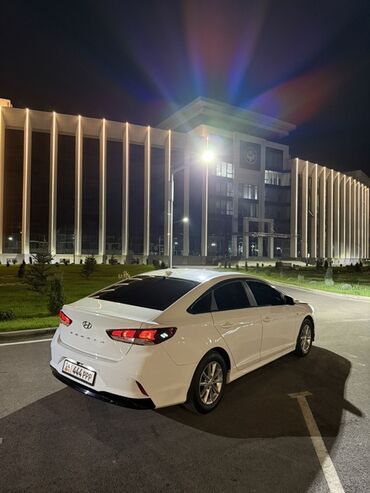 Hyundai: Hyundai Sonata: 2018 г., 2 л, Автомат, Газ, Седан