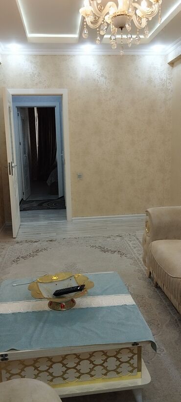 Otaqların uzunmüddətli kirayəsi: Satılır: mənzildə üçün hazır, səliqəli təmirli otaq və sanitar — 12