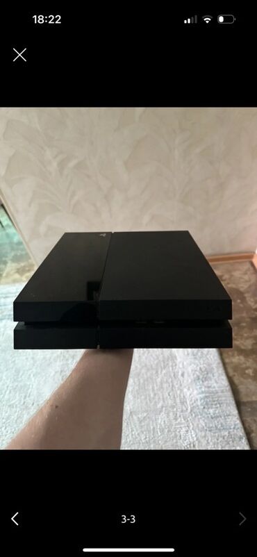 диск на пс3: Игровая консоль Sony PlayStation 4 в черном цвете. Консоль имеет