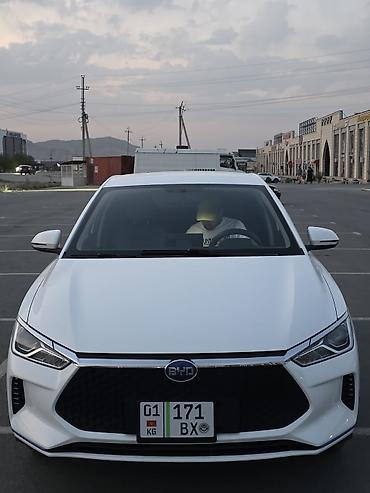 BYD: BYD E2: 2021 г., 1 л, Автомат, Электромобиль, Хэтчбэк — 7