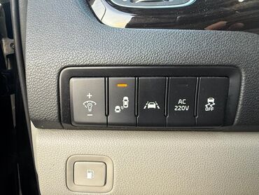 Kia: Kia Carnival: 2018 г., 2.2 л, Автомат, Дизель, Минивэн at lalafo.kg — 21 Kia: Kia Carnival: 2018 г., 2.2 л, Автомат, Дизель, Минивэн — 21