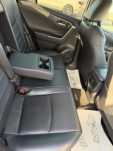 Унаа: Toyota RAV4: 2020 г., 2.5 л, Гибрид, Кроссовер — 9