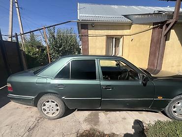 fit 2 2011: Mercedes-Benz E-Class: 1993 г., Седан — 3