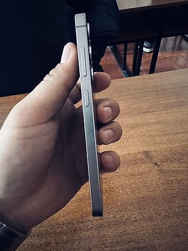 Samsung: Samsung Galaxy S25, Б/у, 256 ГБ, цвет - Серебристый, 2 SIM, eSIM — 4