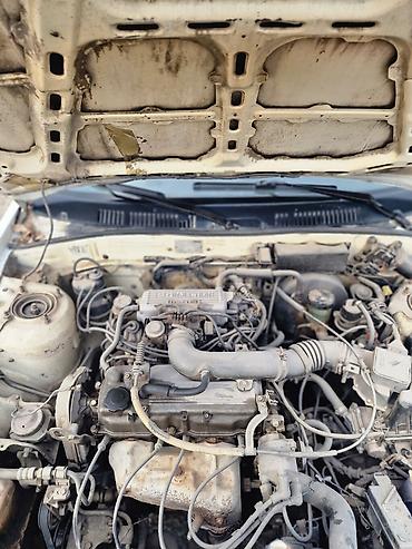 multi: Mazda 626: 1989 г., 2 л, Механика, Бензин, Седан — 4