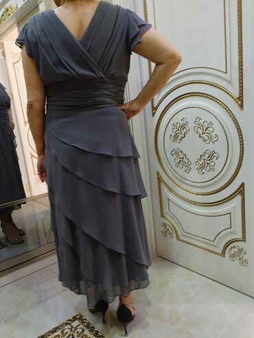 Ziyafət donları: Zərif tünd-boz rəngli ziyafət/gecə paltarı - Uzunluq: midiyə yaxın — 3