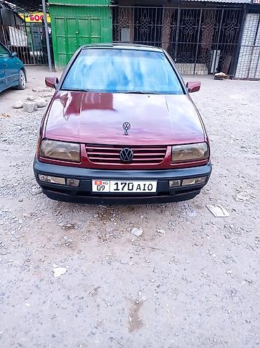 вольво машина: Volkswagen Vento: 1993 г., 1.8 л, Механика, Бензин, Седан — 1