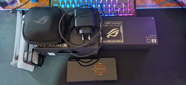 Asus: Asus ROG Phone 8, 256 GB, bоја - Crna, Garancija — 12