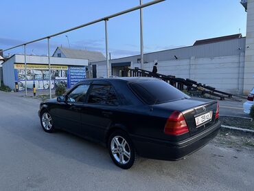 мерс 1995: Mercedes-Benz C 180: 1995 г., 1.8 л, Автомат, Бензин, Седан