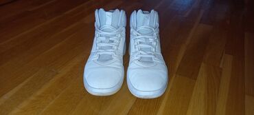 radnicke patike: Trainers, Puma, size - 39