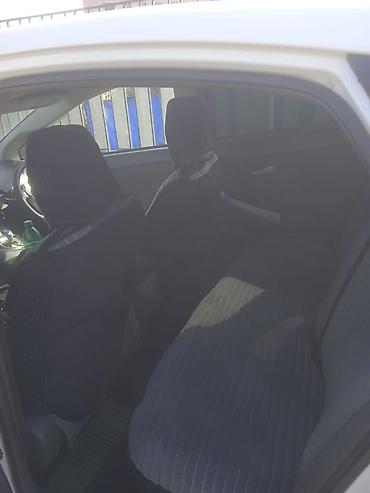 Toyota: Toyota Prius: 2010 г., Гибрид, Хэтчбэк — 9