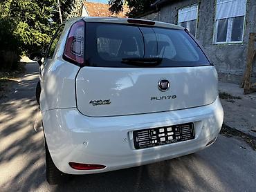 camac za prihranu ribe: Fiat Punto 5 vrata – bele boje Karoserija i spoljašnjost: - Hečbek sa — 10