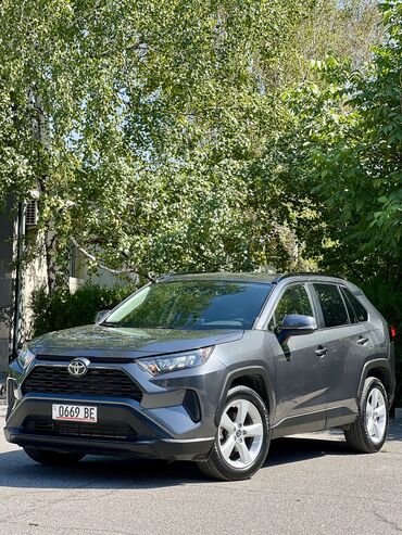 купить фуру с прицепом бу: Toyota RAV4: 2019 г., 2.5 л, Автомат, Бензин, Кроссовер