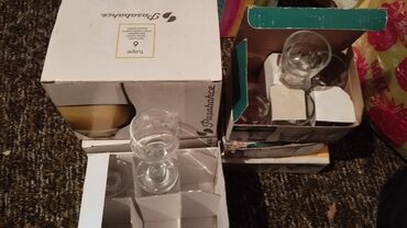 продаю кухонный гарнитур б у: Рюмки и другая посуда