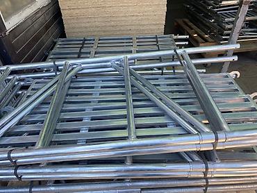 Строительные леса, стойки: ЛЕСА склодной :отцинковка — 2
