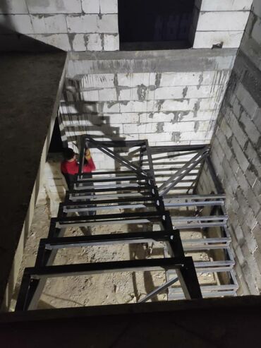 Обшивка лестниц: Ассалуму алайкум тугандар Метал карказ бетон лестница метал перилла — 7