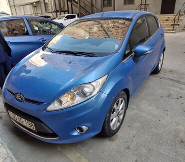 фольксваген поло 1: Ford Fiesta: 1.4 л | 2010 г. 121146 км