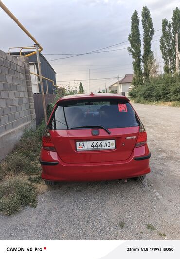 автомобиль для продажи: Honda Jazz: 2008 г., 1.4 л, Механика, Бензин