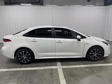 Продажа авто: Toyota Levin: 2024 г., 1.8 л, Автомат, Гибрид — 5