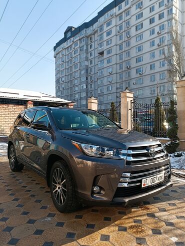 cx 9: Toyota Highlander: 2018 г., 3.5 л, Типтроник, Бензин, Внедорожник