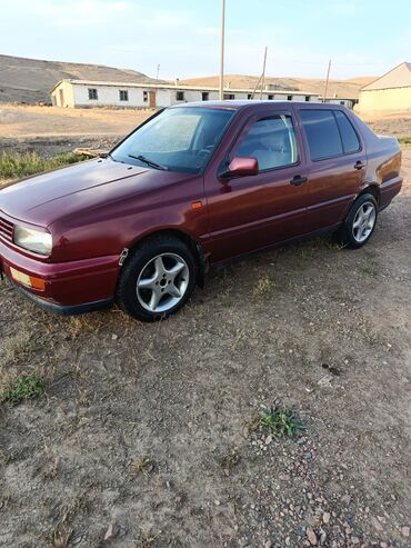 диск на гольф: Volkswagen Vento: 1992 г., 1.8 л, Механика, Бензин, Седан