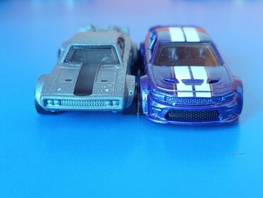 Avtomobil modelləri: Hot Wheels 
1.Ice Charger(Fast&Furious)
2.2020 Dodge Charger Srt