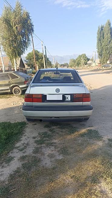 malibu 2: Volkswagen Vento: 1993 г., 1.8 л, Механика, Бензин, Седан — 1