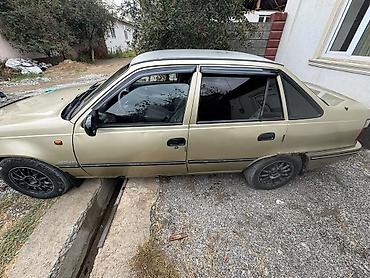 Продажа авто: Daewoo Nexia: 2005 г., Механика, Бензин, Седан — 3