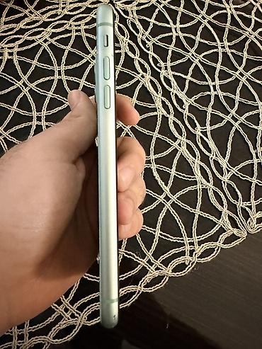 Apple iPhone: IPhone 11, Yaşıl, Qırıq — 5