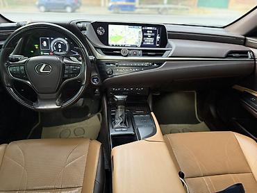 lexus es 300h 2018: Lexus ES: 2018 г., 2.5 л, Вариатор, Гибрид, Седан — 9