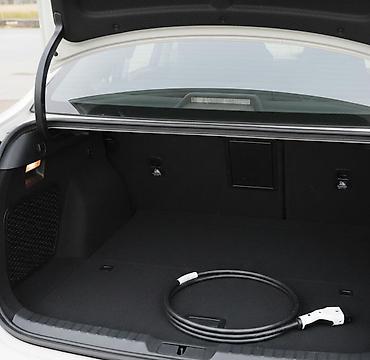 из дубая: Toyota Levin: 2019 г., 1.8 л, Вариатор, Гибрид, Седан — 3
