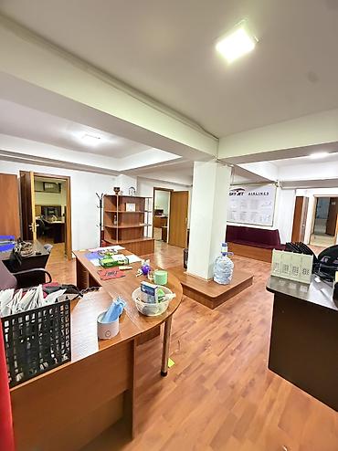 Продажа офисов: Продажа офисов 200 м², С ремонтом, Многоэтажное здание, 1 этаж — 5