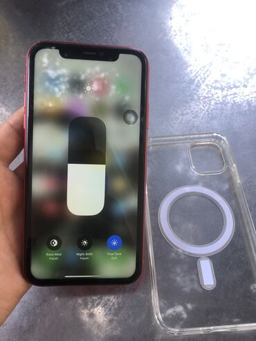 apple iphone 14: IPhone 11, Qırmızı, Face ID