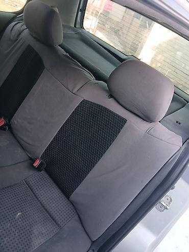 Автозапчасти: Volkswagen Polo седан/хэтчбек (кузов 9N) — салон и приборная панель — 4