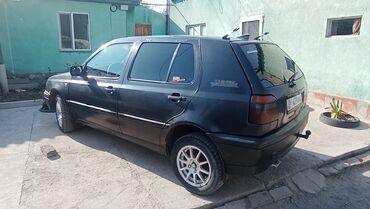 Volkswagen: Volkswagen Golf: 1993 г., 1.6 л, Механика, Бензин, Хэтчбэк