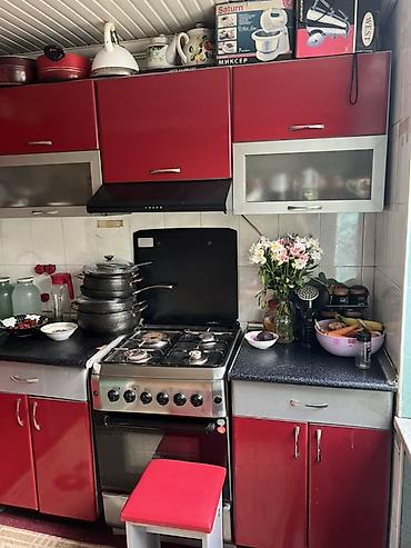 pletka: Kuxna mebeli tecili 200 Azne satılır evden cixmalidir tecili — 4