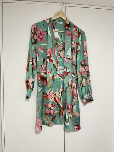 haljina sa resicama: Zara L (EU 40), bоја - Zelena, Večernji, maturski, Dugih rukava
