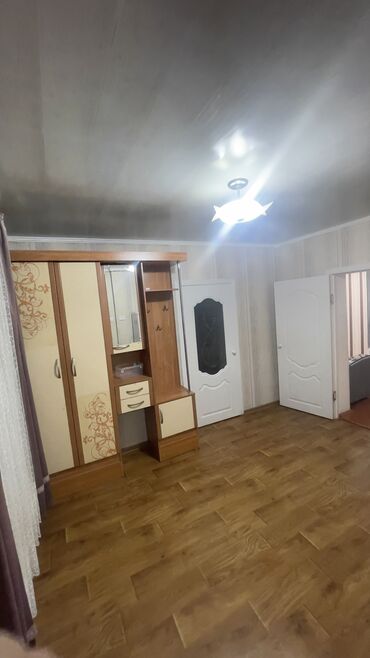 купить квартиру 4х комнатную: 150 м², 4 комнаты, Забор, огорожен