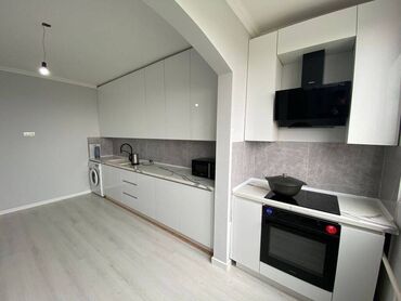 Продажа квартир: 3 комнаты, 103 м², 106 серия улучшенная, 8 этаж, Евроремонт