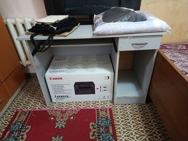 мебель кресло: Компьютерный стол