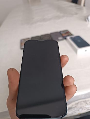 Apple iPhone: IPhone 13 mini, Б/у, 256 ГБ, Midnight, Зарядное устройство, Защитное стекло, Чехол, 78 % — 7